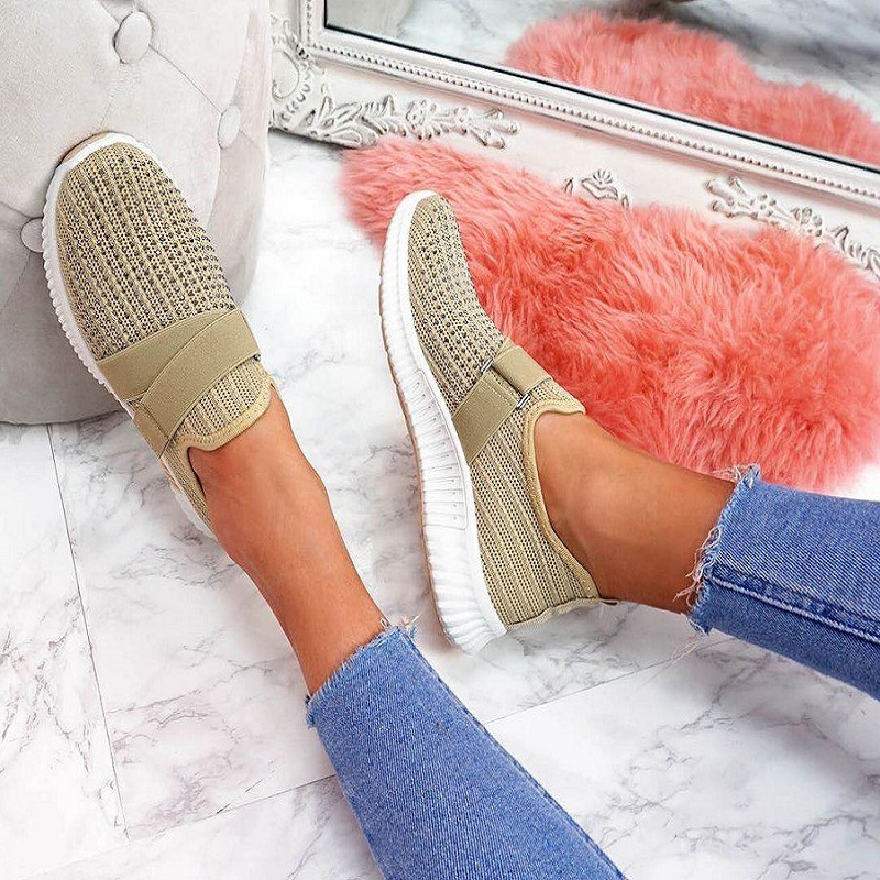 Women's flat casual sports shoes