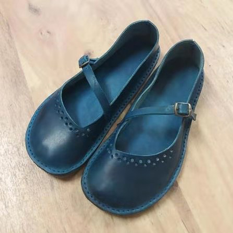 Flat round toe Mary Jane singles
