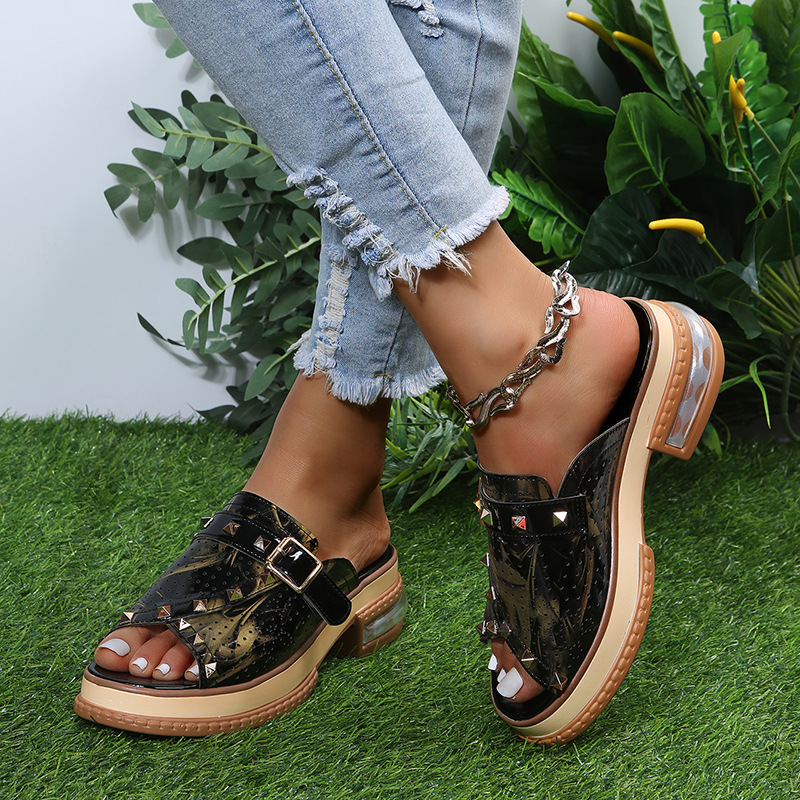 Stylish Shiny Studded Platform Sandals