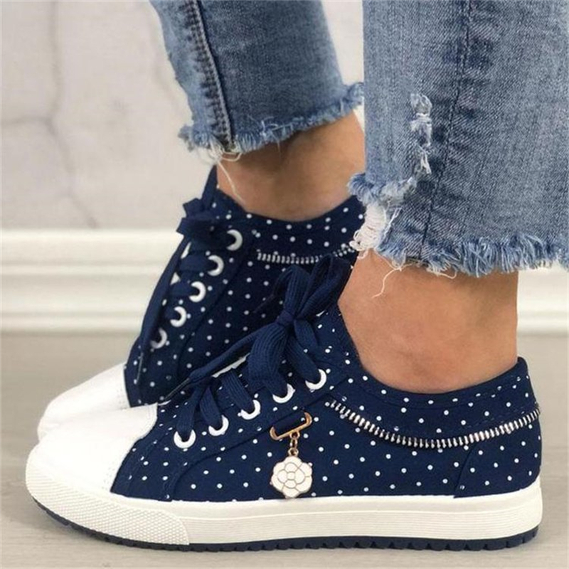 Ladies Retro Round Toe Polka Dot Print Casual Shoes