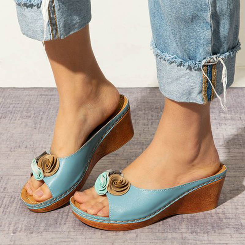 Flower Wedge Sandals