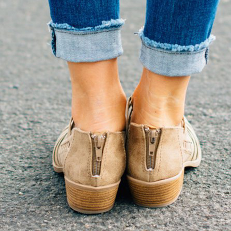 Plain  Chunky  Mid Heeled  Point Toe  Outdoor Ankle Boots