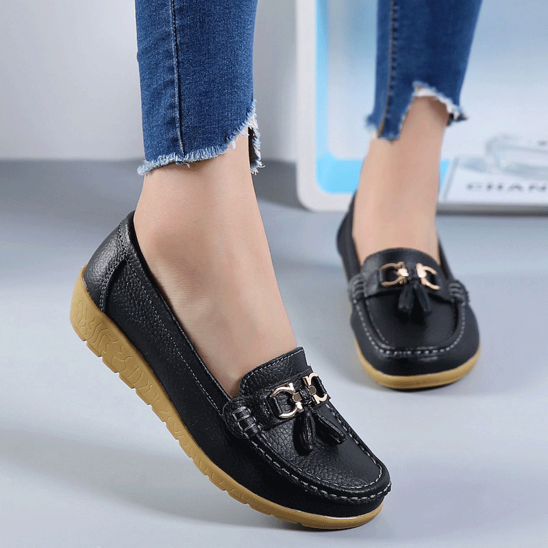 Flat casual women's shoes